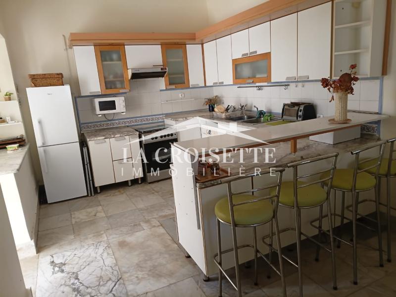 Rez-de-chaussée de villa S+2 meublé à Carthage